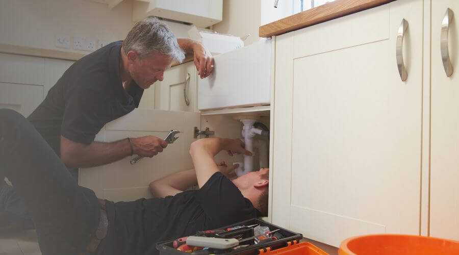 Expert burst pipe repair services in Alma, MI